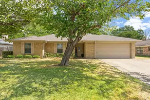 3201 Louis Ave, Corsicana, TX 75110 - Photo 1
