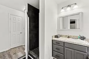 220 Knight Ln, Lacy Lakeview, TX 76705 - Photo 13