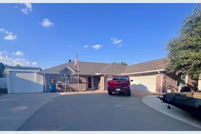 105 Topaz Circle, Hewitt, TX 76643 - Photo 1