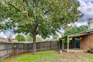 2937 Carnaby Ln, Garland, TX 75044 - Photo 27