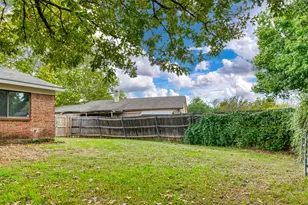 2937 Carnaby Ln, Garland, TX 75044 - Photo 29