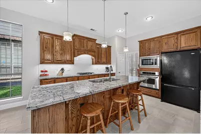 6943 Navigation Drive, Grand Prairie, TX 75054 - Photo 5