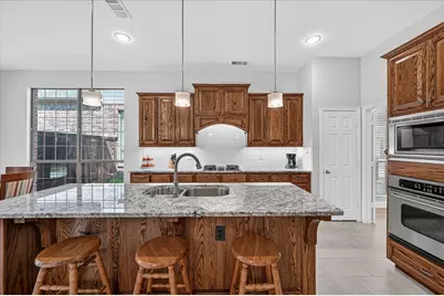 6943 Navigation Drive, Grand Prairie, TX 75054 - Photo 9