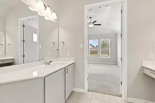 1005 Rosebay Dr, Fort Worth, TX 76247 - Photo 21