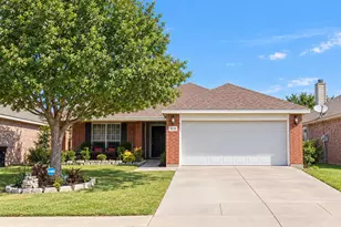 3129 Evangeline Rd, Fort Worth, TX 76140 - Photo 1