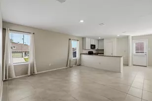 2901 Questa St, Fort Worth, TX 76119 - Photo 7