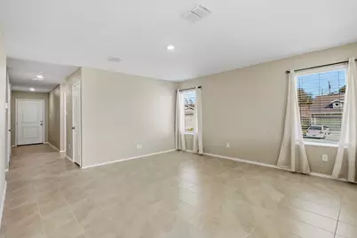 2901 Questa Street, Fort Worth, TX 76119 - Photo 9