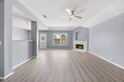 1506 Waters Edge Drive, Glenn Heights, TX 75154 - Photo 15