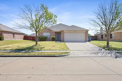 1506 Waters Edge Drive, Glenn Heights, TX 75154 - Photo 1