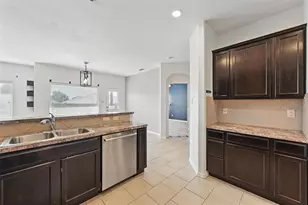 704 San Miguel Trail, Fort Worth, TX 76052 - Photo 5