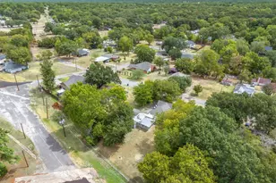 909 N Naid St, Grand Saline, TX 75140 - Photo 31