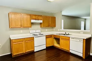 8021 Stowe Springs Ln, Arlington, TX 76002 - Photo 5