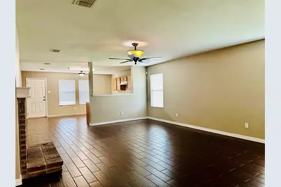 8021 Stowe Springs Lane, Arlington, TX 76002 - Photo 3