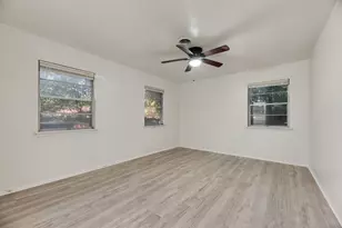 8923 Jennie Lee Ln, Dallas, TX 75227 - Photo 7