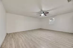 8923 Jennie Lee Ln, Dallas, TX 75227 - Photo 5