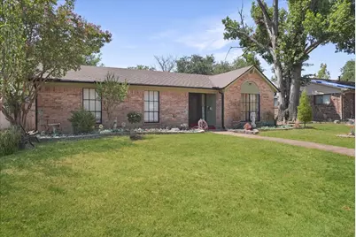 2710 Moonriver Lane, Farmers Branch, TX 75234 - Photo 3