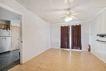 404 Yellow Jacket Drive, Ferris, TX 75125 - Photo 3