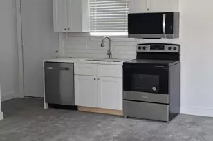 1424 Bessie St, Fort Worth, TX 76104 - Photo 5