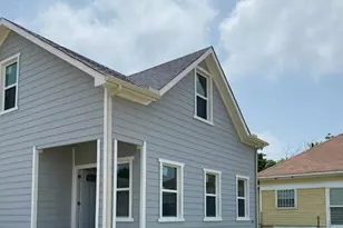 1424 Bessie St, Fort Worth, TX 76104 - Photo 1