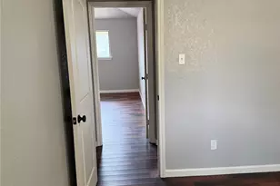 209 Porter Ct, Crowley, TX 76036 - Photo 9