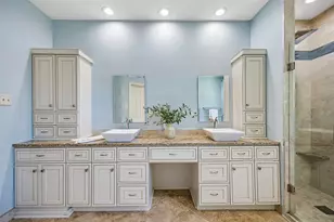 5905 Indian Hills Dr, Garland, TX 75044 - Photo 11