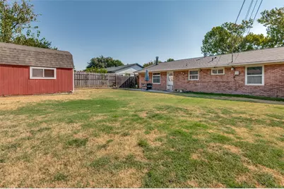 1726 Dorothy Drive, Grand Prairie, TX 75051 - Photo 27