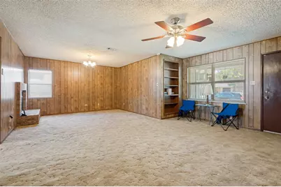 1726 Dorothy Drive, Grand Prairie, TX 75051 - Photo 11