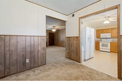 1726 Dorothy Drive, Grand Prairie, TX 75051 - Photo 13