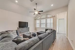1721 Pattenson Trl, Fort Worth, TX 76052 - Photo 15