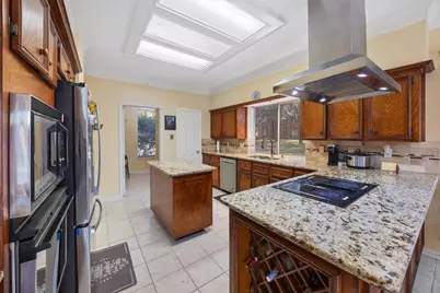 2400 Silverthorne Court, Highland Village, TX 75077 - Photo 21