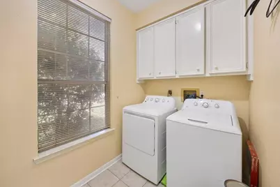 2400 Silverthorne Court, Highland Village, TX 75077 - Photo 17