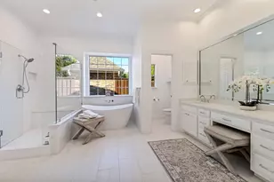 8607 Cherry Hill Dr, Dallas, TX 75243 - Photo 31