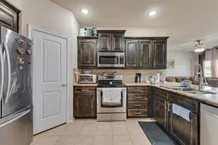 1045 Doe Meadow Dr, Fort Worth, TX 76028 - Photo 9