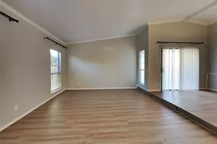 2112 Victoria Rd, Carrollton, TX 75007 - Photo 5