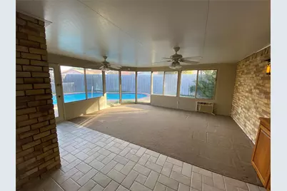 2112 Victoria Road, Carrollton, TX 75007 - Photo 21