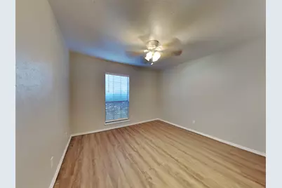 2112 Victoria Road, Carrollton, TX 75007 - Photo 13