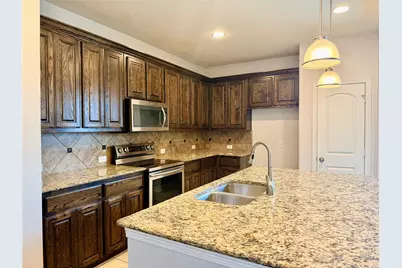 9251 Water Oak Drive, Arlington, TX 76002 - Photo 3