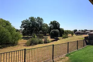 9251 Water Oak Dr, Arlington, TX 76002 - Photo 17