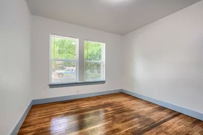 1013 Denton Street, Denton, TX 76201 - Photo 15