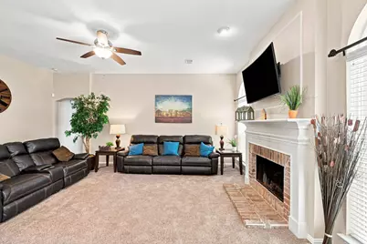 2402 N Hunter Place Lane, Arlington, TX 76006 - Photo 9