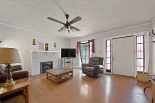 515 Frontier St, River Oaks, TX 76114 - Photo 9