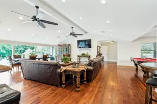 928 N Irving Heights Dr, Irving, TX 75061 - Photo 9