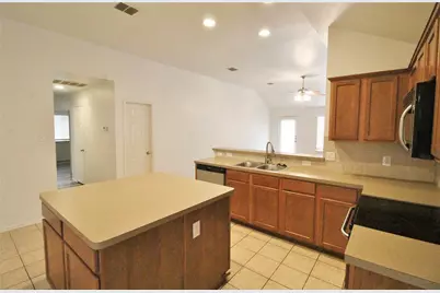 3256 Fluvia, Grand Prairie, TX 75054 - Photo 9