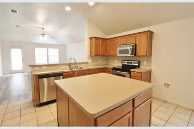 3256 Fluvia, Grand Prairie, TX 75054 - Photo 7