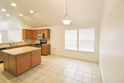 3256 Fluvia, Grand Prairie, TX 75054 - Photo 5