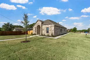 2201 Uhl Rd, Glenn Heights, TX 75154 - Photo 3