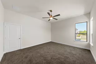 2201 Uhl Rd, Glenn Heights, TX 75154 - Photo 11
