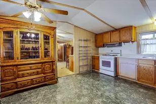 615 SW 20th St, Mineral Wells, TX 76067 - Photo 7