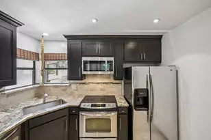 2749 Buna Dr, Dallas, TX 75211 - Photo 7