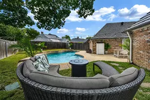 504 Quail Cove Ct, Hurst, TX 76054 - Photo 7